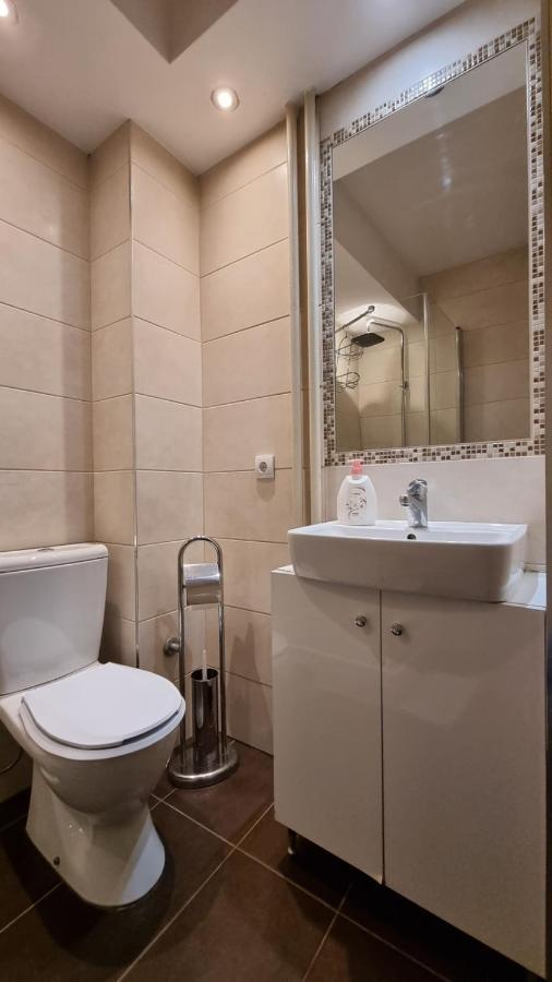 Slavija Square Apartments Belgrado Esterno foto