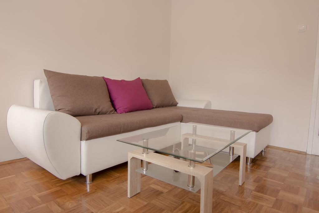 Slavija Square Apartments Belgrado Camera foto