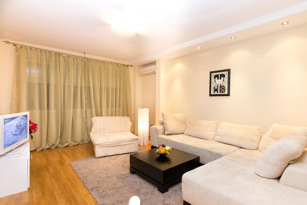 Slavija Square Apartments Belgrado Camera foto