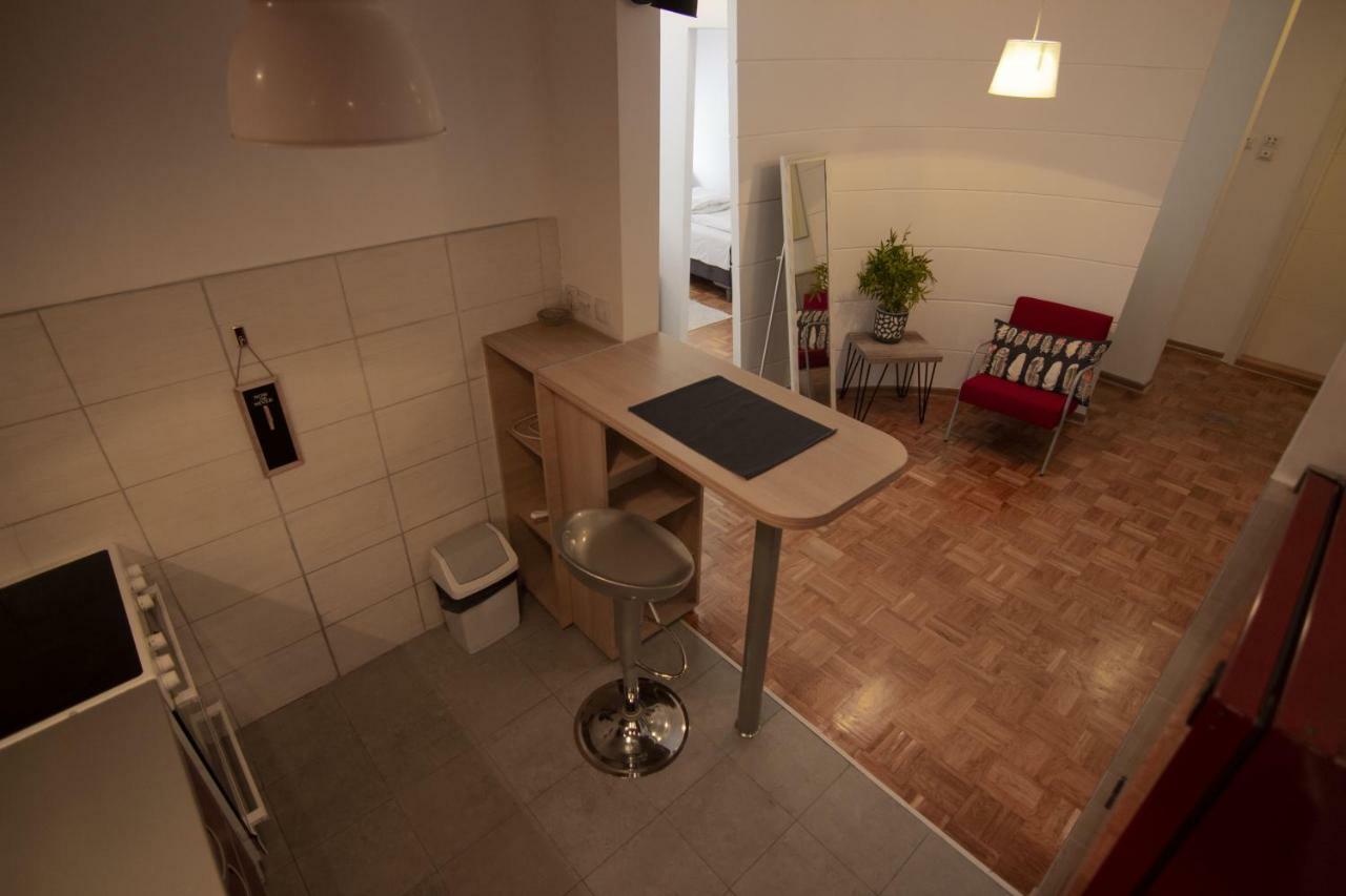 Slavija Square Apartments Belgrado Esterno foto