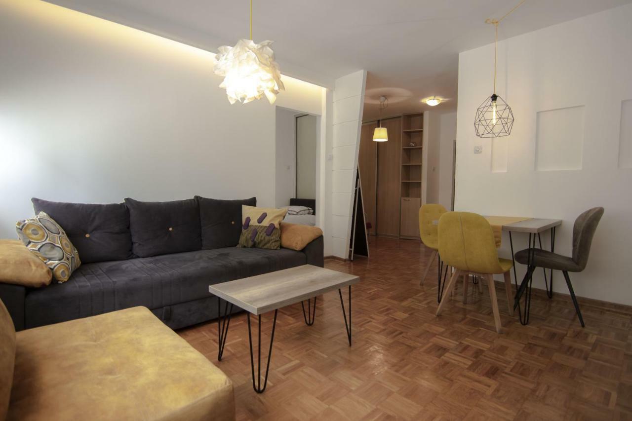 Slavija Square Apartments Belgrado Esterno foto
